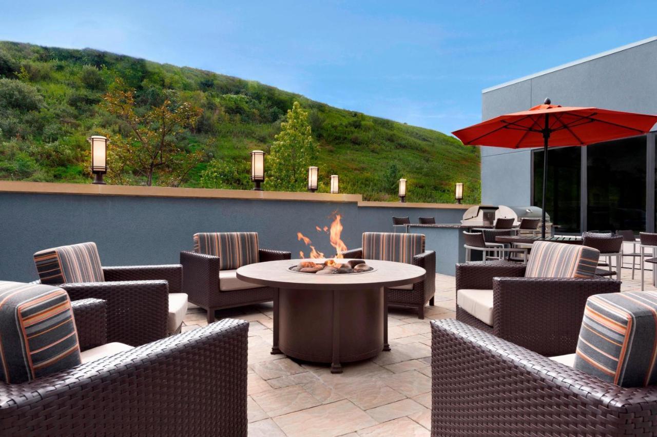 Towneplace Suites By Marriott Pittsburgh Airport/Robinson Township Buitenkant foto