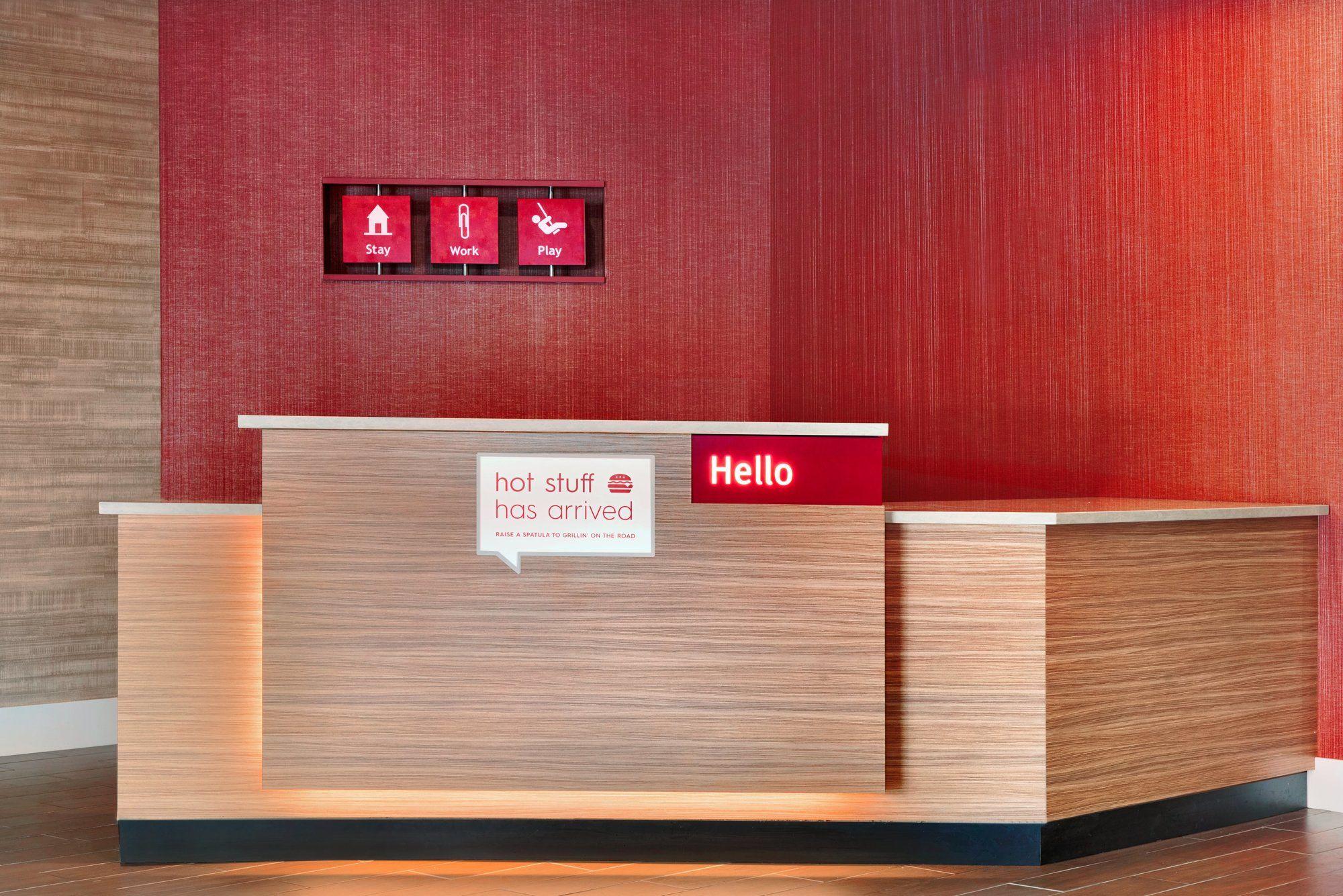 Towneplace Suites By Marriott Pittsburgh Airport/Robinson Township Buitenkant foto